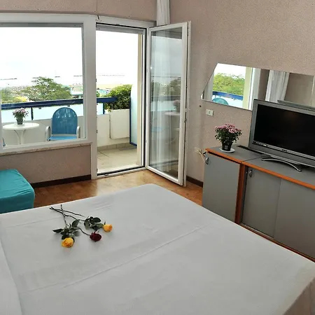 Venere Hotell 3*